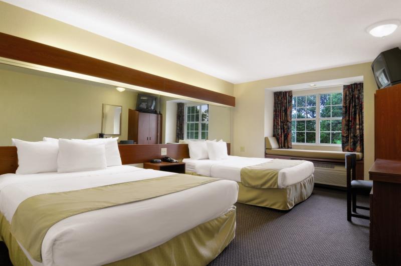 Microtel Inn & Suites By Wyndham Perimeter Center Sandy Springs Pokoj fotografie